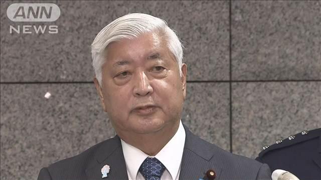 自衛隊機墜落で体の一部を発見　中谷大臣「搭乗員らしきもの」　陳謝し訂正