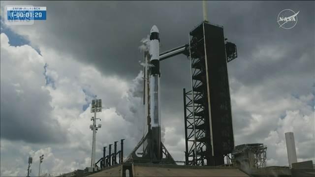 油井宇宙飛行士ら搭乗の宇宙船「クルードラゴン」打ち上げ延期　天候不良のため