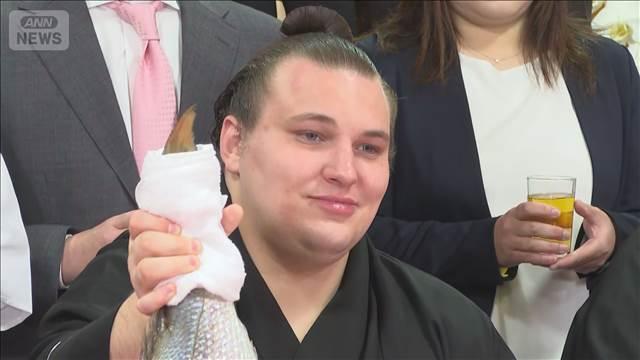 新大関 安青錦が誕生 「上を目指して精進」　11月場所で初優勝