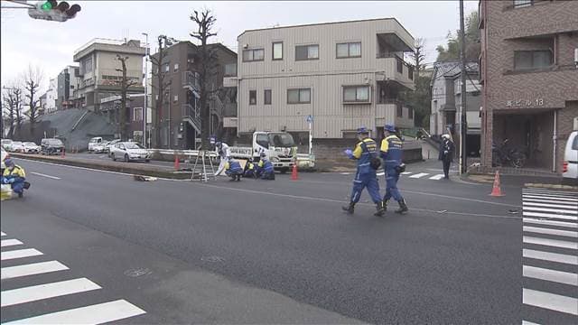 横浜・鶴見区でひき逃げ事件　女性が車にはねられ意識不明