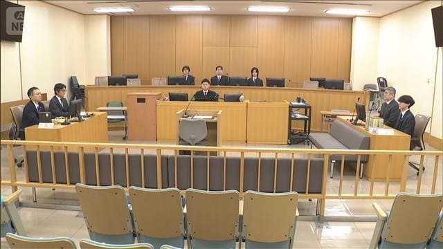 ポルシェで200km以上で走行し追突　夫婦が死亡　被告「コロナで前があいていた」