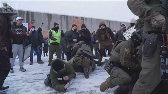 ICE女性銃撃事件で抗議広がる 米・オレゴン州でも銃撃事件 2人けが