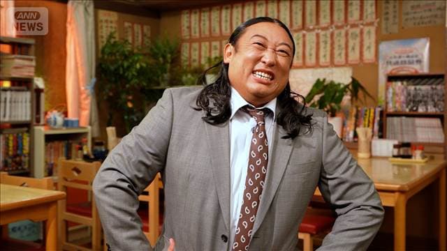 世界初!?ロバート秋山竜次、“飯だけボディー”で大御所の風格【芸能動画】