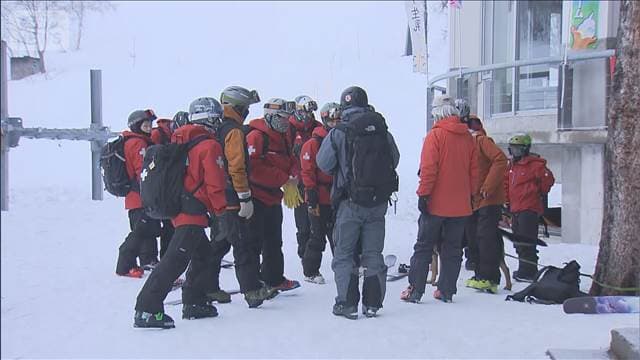 長野・新潟県境のスキー場で雪崩 4人けが　現地調査実施
