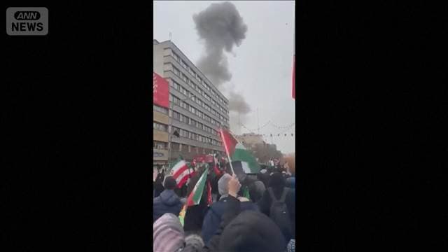 イラン攻撃新たな段階へ　テヘラン集会近くで爆発　「イスラエルは怯えている」