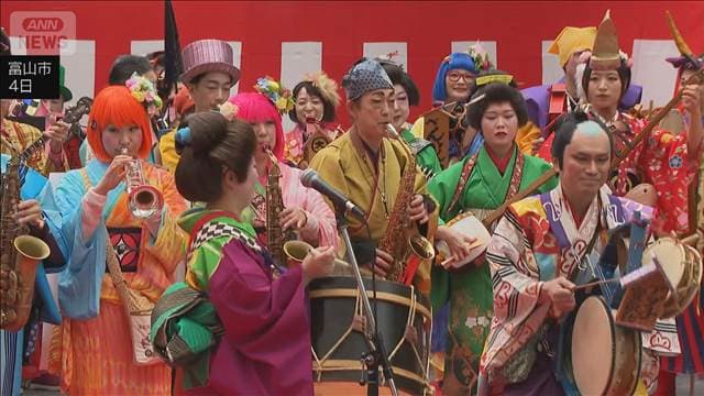 富山市に春を告げる「チンドンコンクール」が開幕