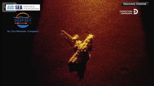 74年前の事故で海に沈んだ航空機を発見　水深600メートル超　2つに分断された状態で