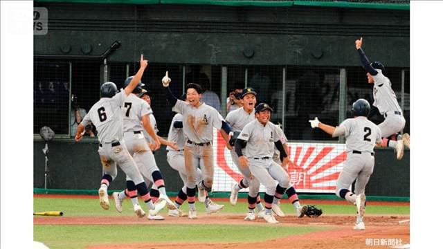 延長にもつれ込む熱戦　「青森山田」が甲子園へ