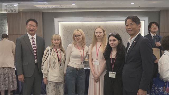 ウクライナの日本語学生が来日　広島や京都など見学