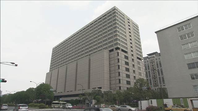 タクシー運転手を殴り大けがさせた疑いの男性らを不起訴処分　東京地検