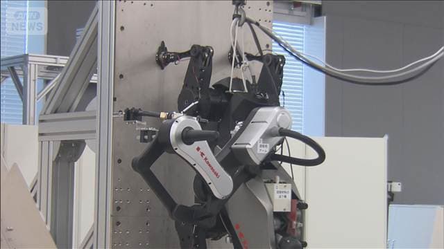 川崎重工が開発中の造船ロボットを初公開　造船業界の人手不足解消を目指す