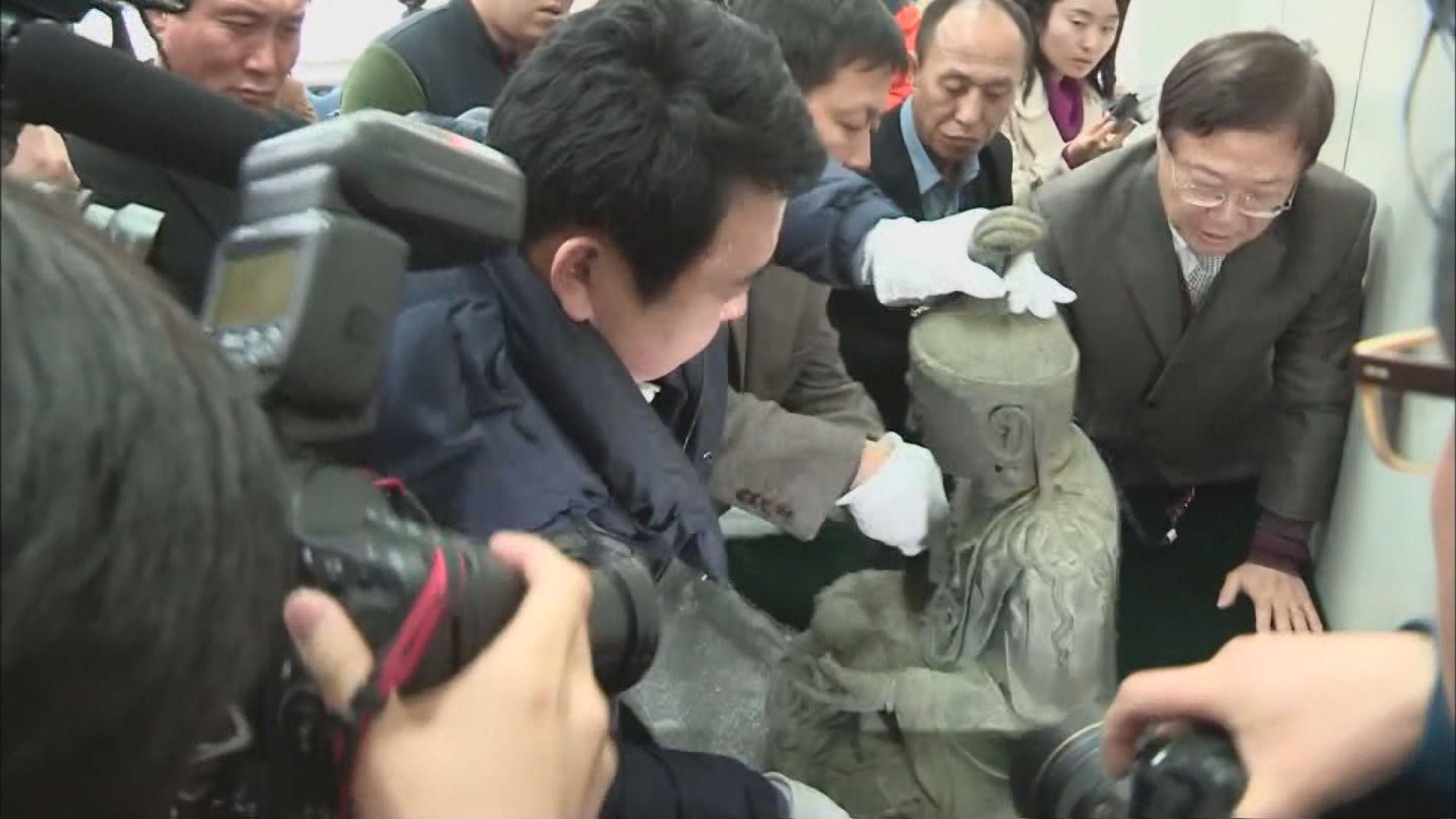 韓国人窃盗団に盗まれ１３年 観音寺「観世音菩薩坐像」のこれまで