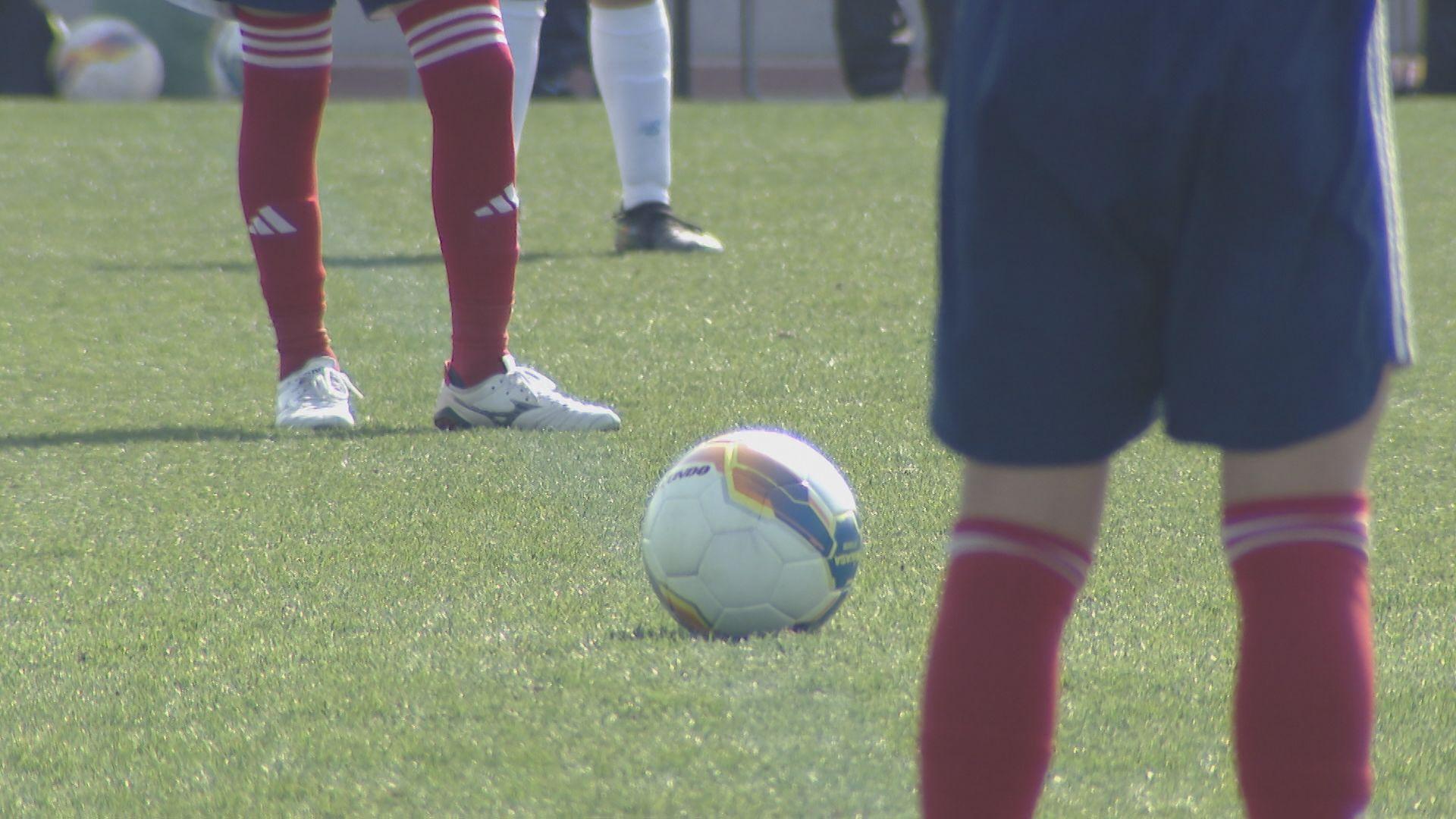 ２１チームが熱戦！県中学校サッカー新人大会