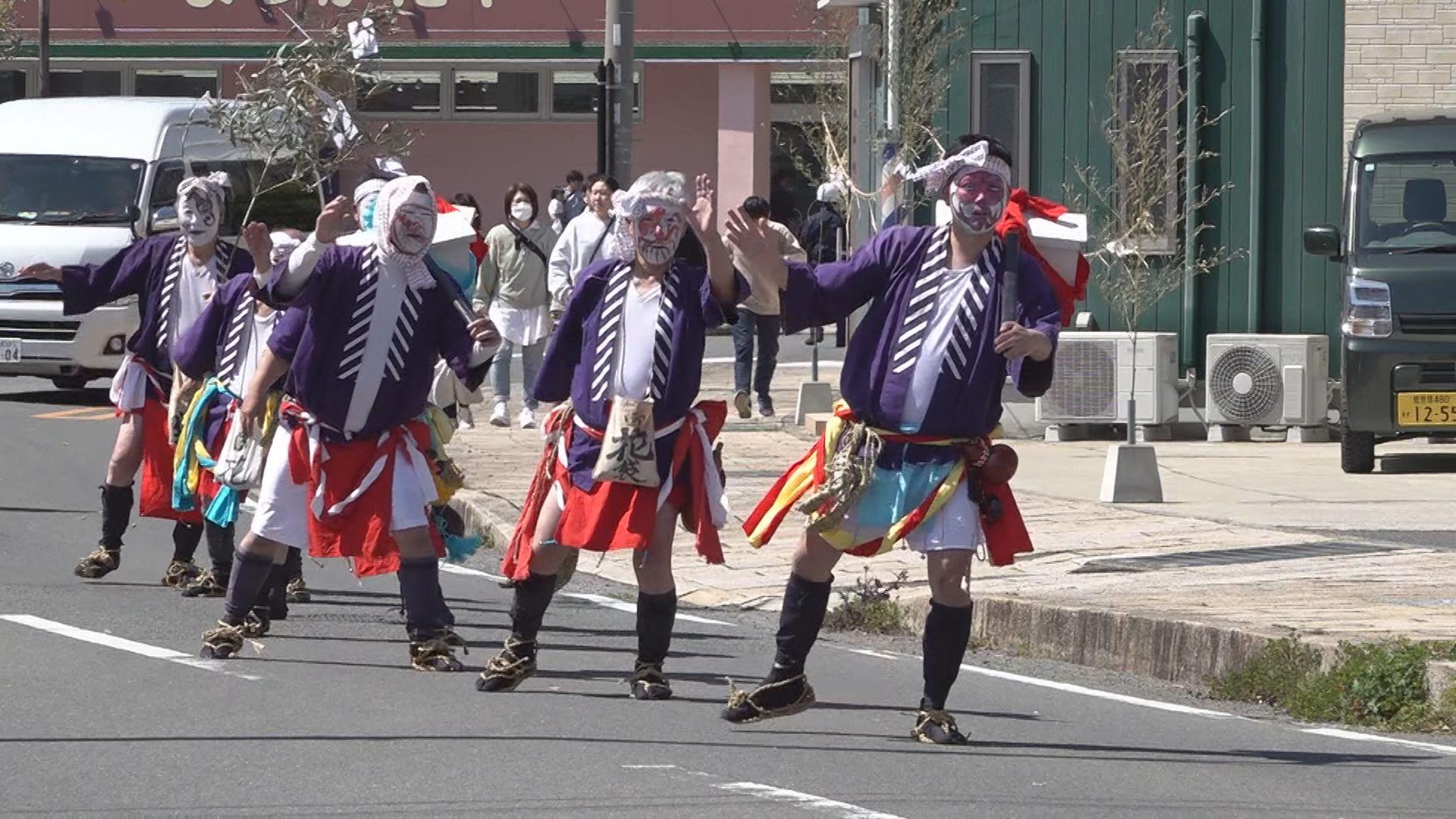 西海市大瀬戸町　琴平神社の春季大祭「とんばんさん」
