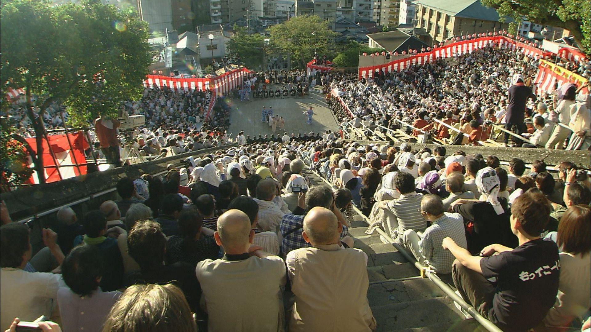 応募は８８１４通　４年ぶりの長崎くんちに向け無料の特等席「長坂」の整理券公開抽選