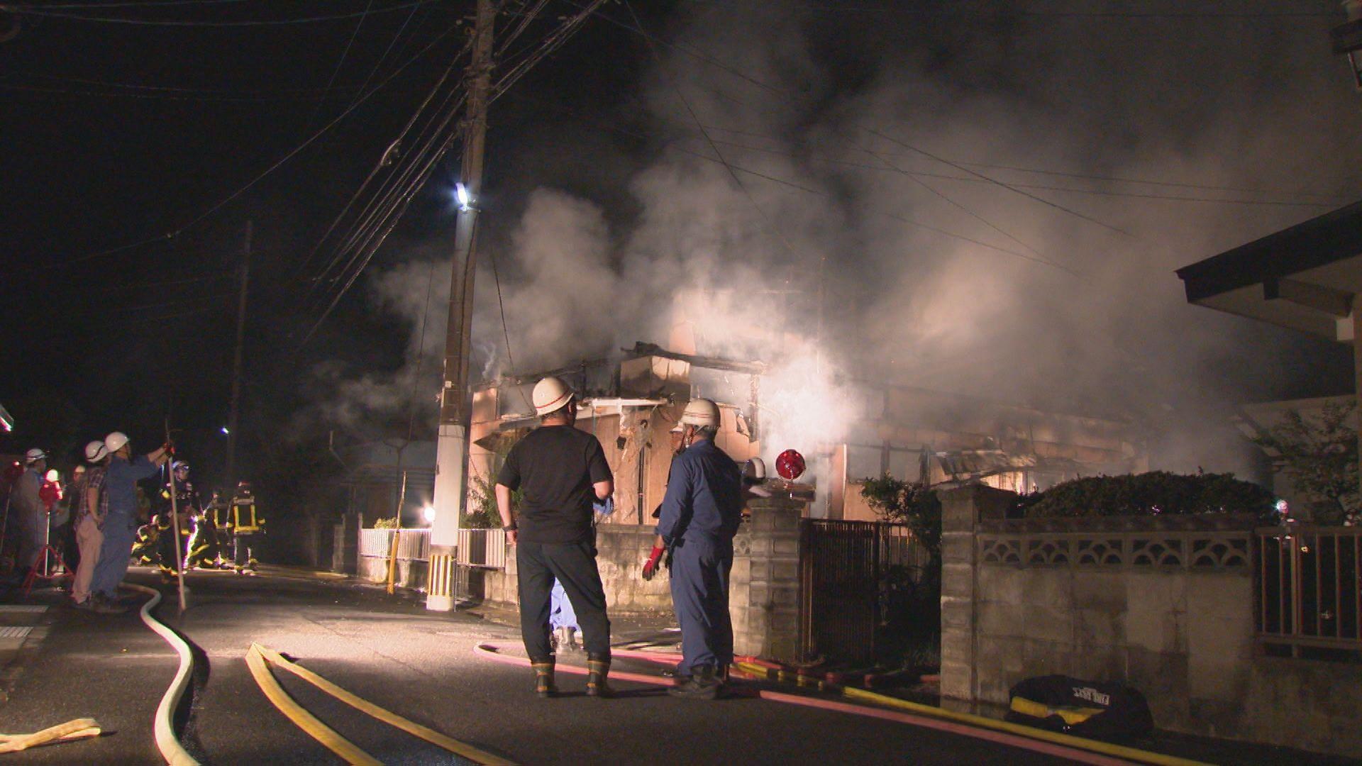 佐世保市有福町住宅火災　遺体２人身元判明