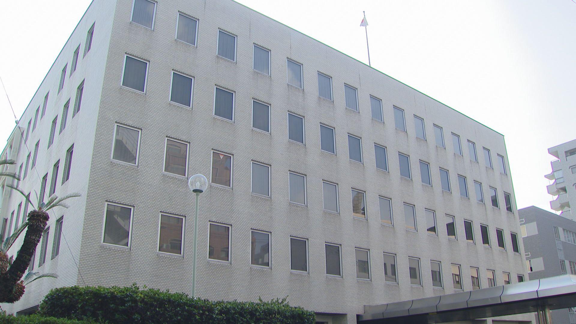 バールや拳で店員や客を殴打…松浦市コンビニ強盗殺人未遂事件 被告の男(30)に懲役２２年求刑