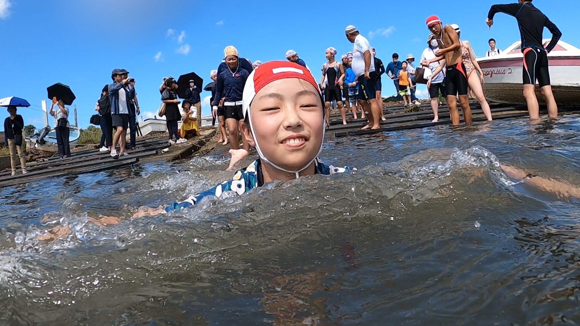 子どもたちが７ｋｍの遠泳に挑戦！大村湾遠泳