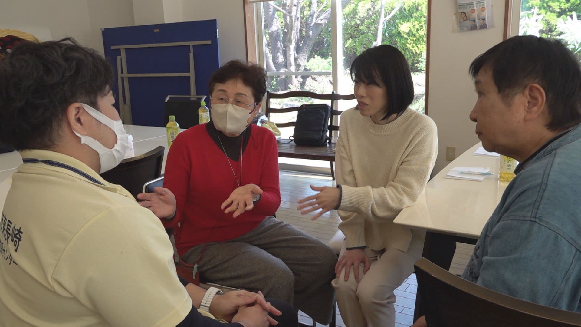 働き世代の人などを襲う若年性認知症｢話をすると元気になる｣患者らの交流会