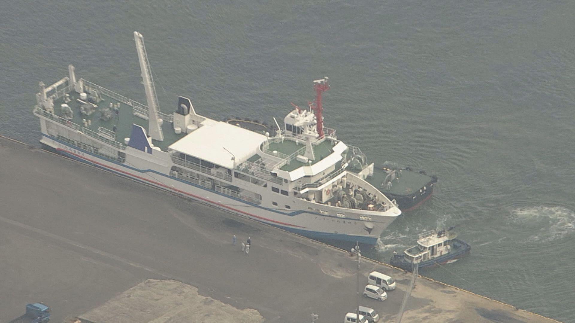 松浦市沖でフェリーたらまゆうエンジン止まり航行不能に