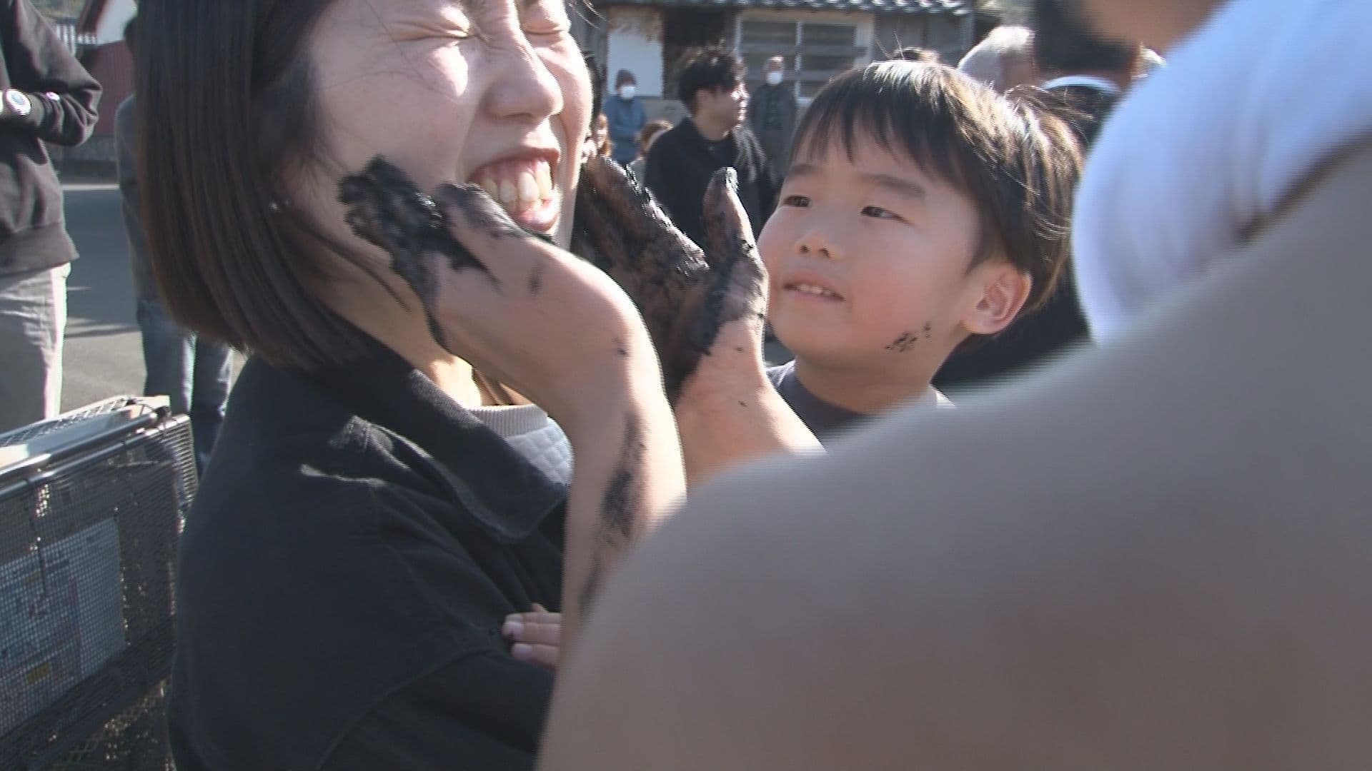 五島市で小正月の伝統行事「へトマト」豊作や無病息災、子孫繁栄などを願う