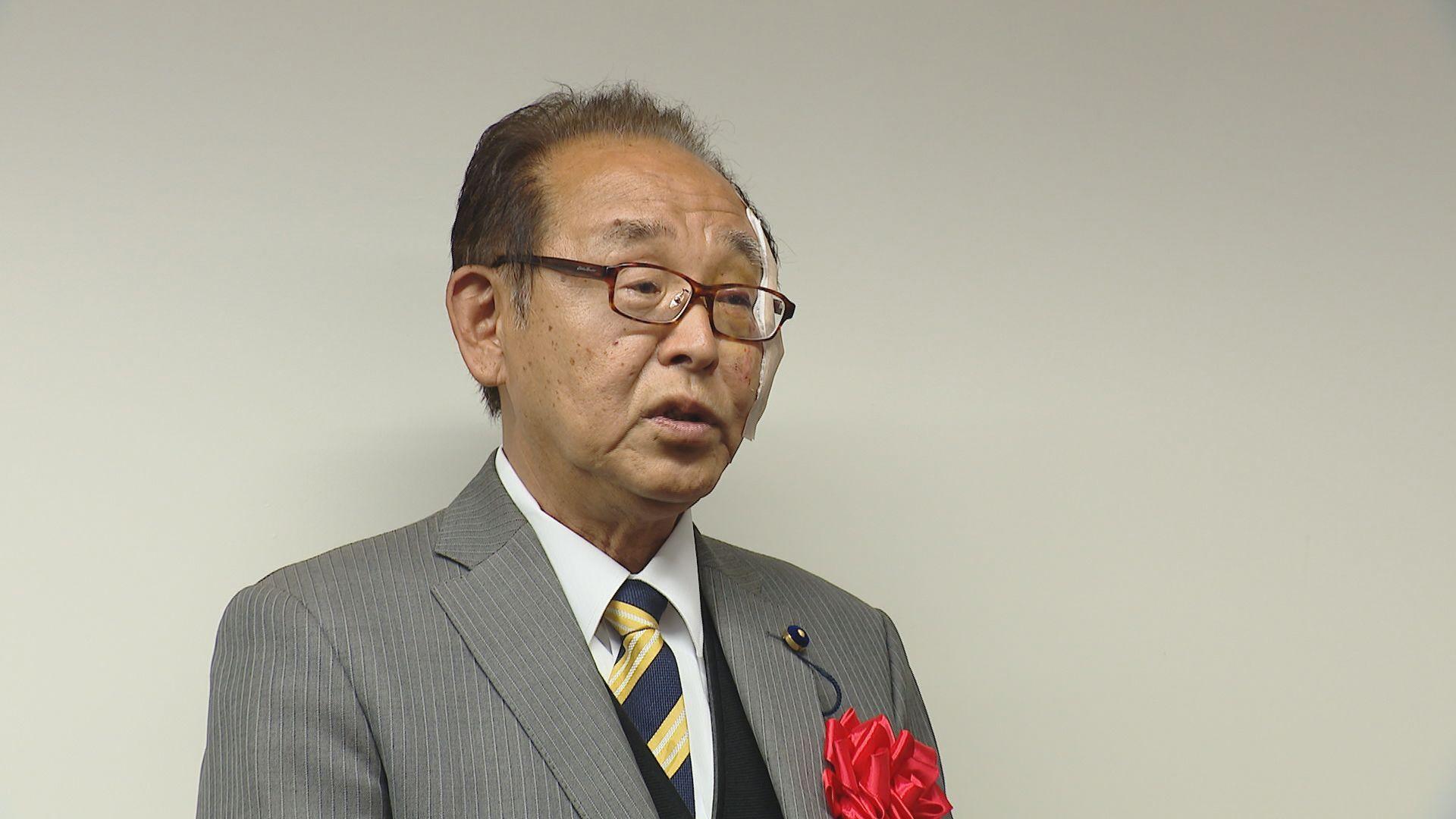 県議補選西海市区で初当選 田川正毅さんに当選証書付与