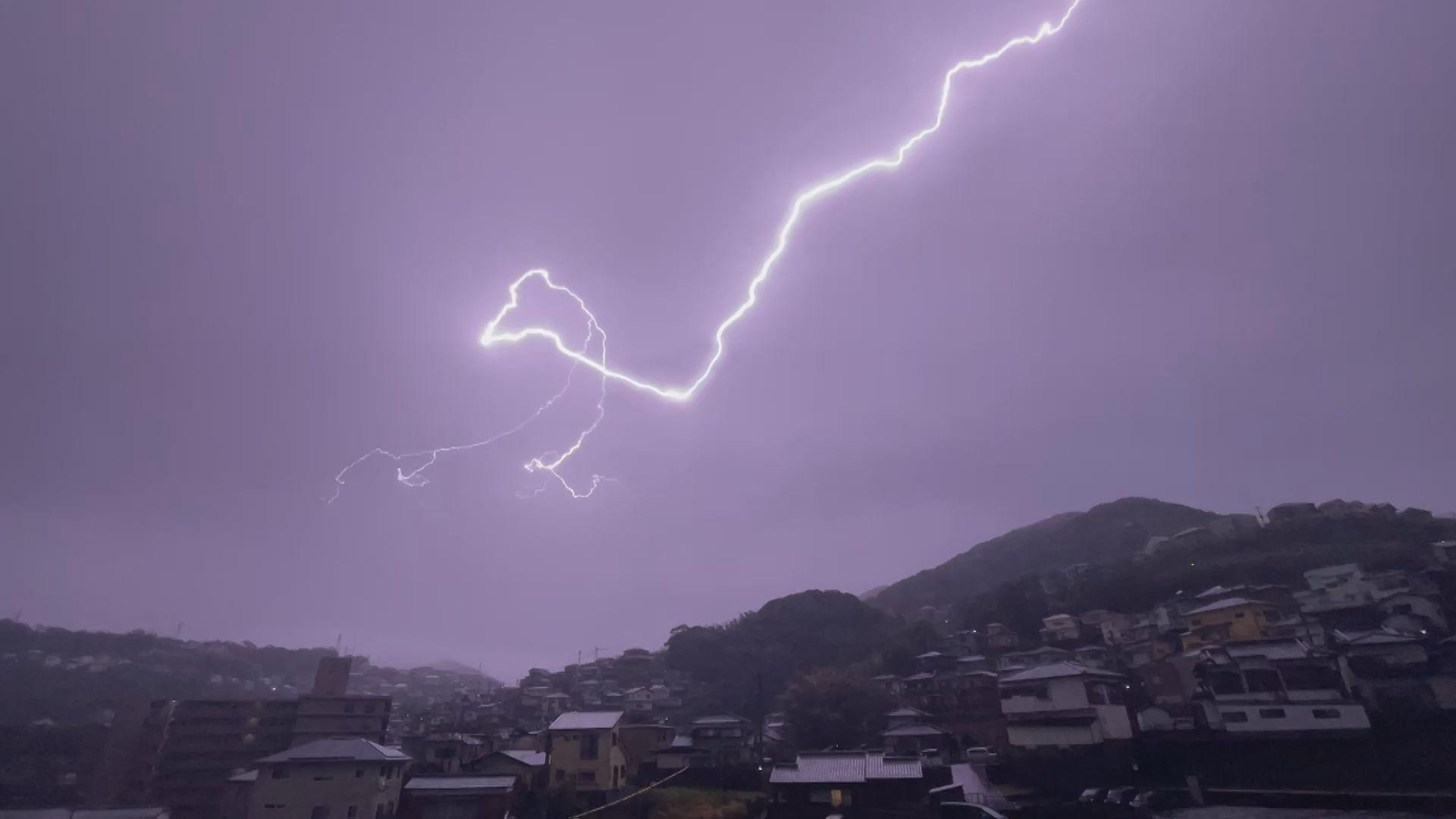 県内各地で3月観測史上最大の大雨　週末に長崎市で崖崩れ相次ぐ