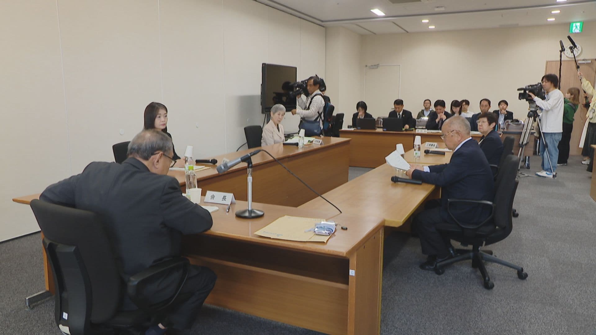 ｢平和への誓い｣代表の被爆者を選考 県内外から12人応募 6月上旬の審査で決定