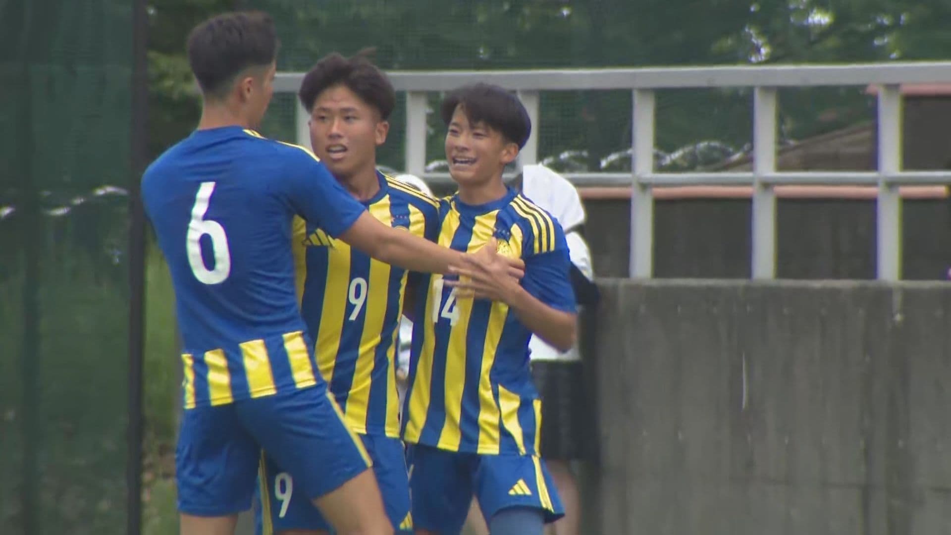 県高総体サッカー男子準決勝 2年ぶりのインターハイ出場目指す国見が創成館を破り決勝進出