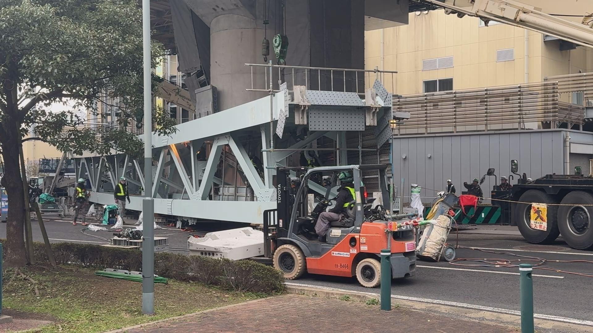 佐世保市で橋桁の落下事故 NEXCO西日本「工事を一時中断し原因究明」