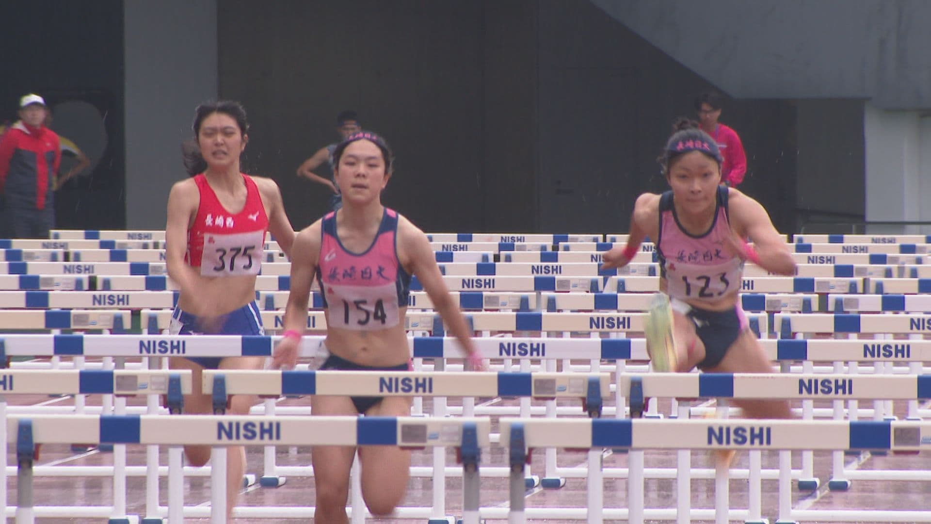 【県高総体】陸上・女子100ｍハードルで吉永優衣選手が13秒59の大会新記録で優勝！100ｍ・4継合わせて3冠達成