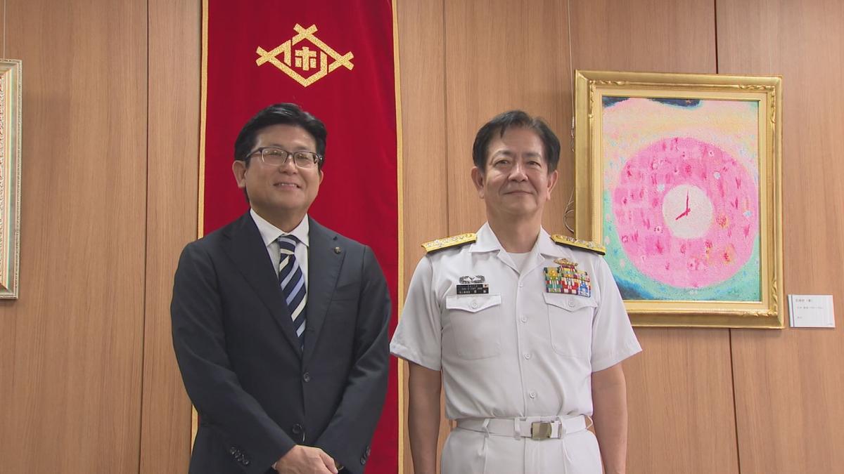 0612海上幕僚長が佐世保市長を表敬訪問