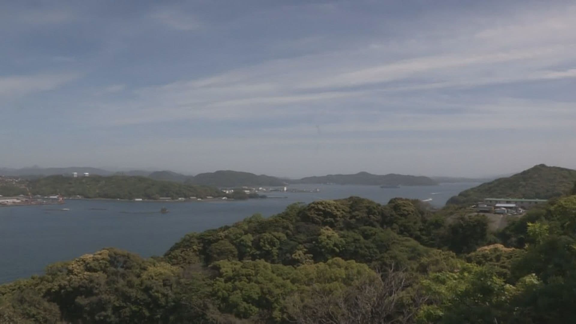 「佐世保港内に不発弾らしきもの」工事業者が磁気探査で発見　海保と海上自衛隊が対応協議