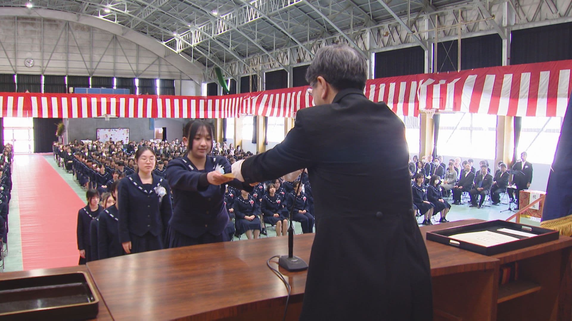 「長崎女子高校」として最後の卒業式　新年度学校名変更　