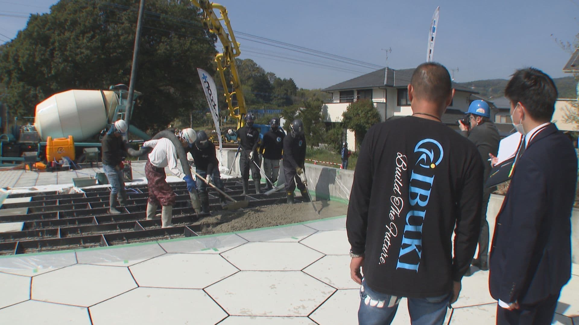 水害などを未然に防ぐ 次世代の舗装システム「ドットコン」