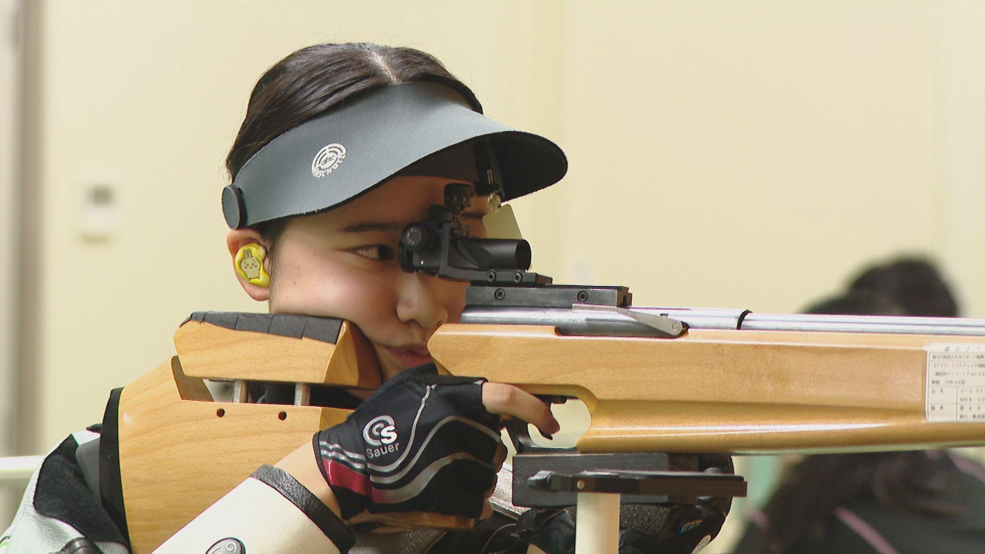 滋賀国スポ・ライフル射撃競技「ビーム・ライフル」に長崎県の中学３年生が臨む
