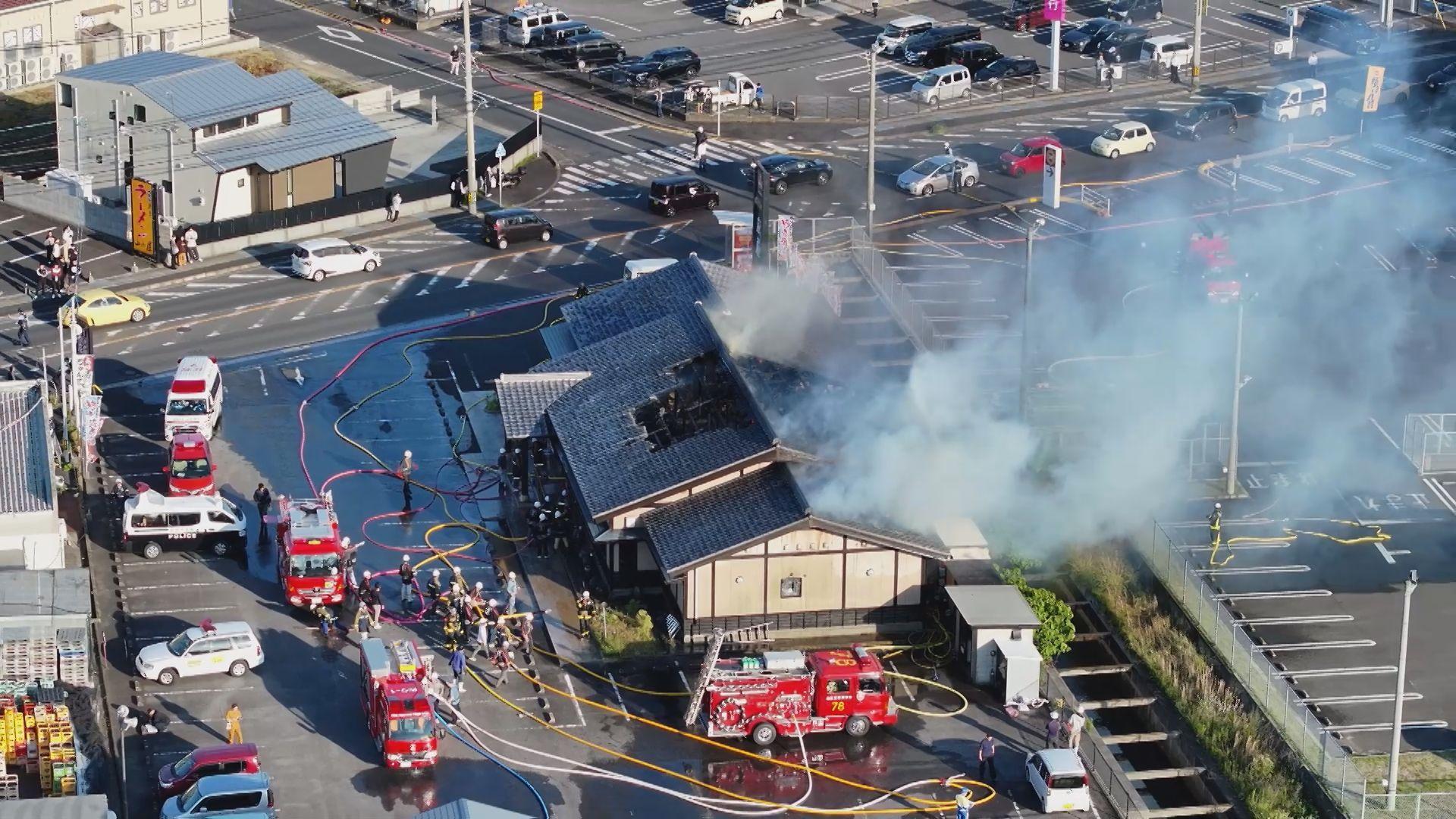 ｢厨房から火が出た｣佐々町で飲食店全焼火災 搬送された作業員は軽症