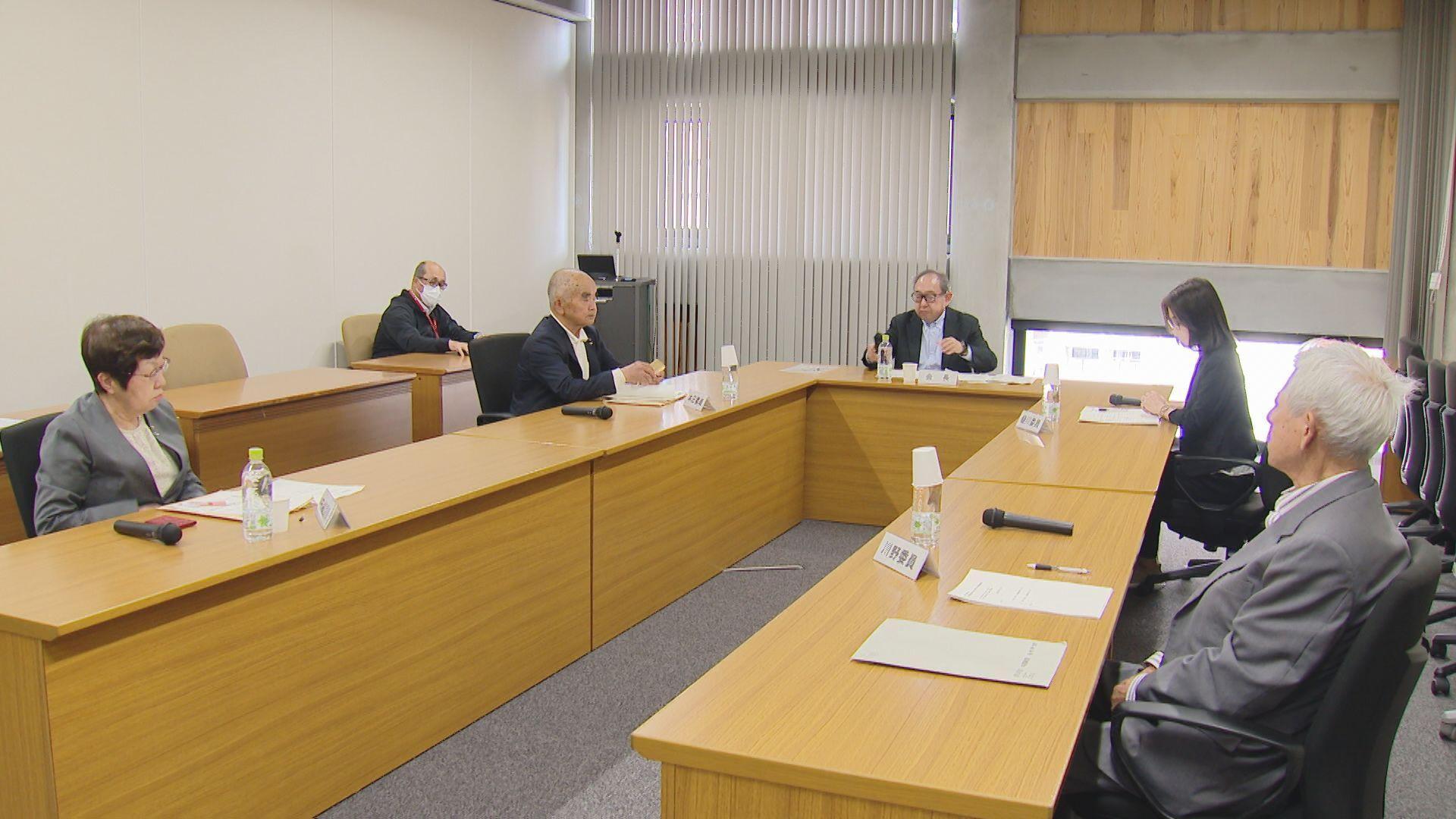 平和への誓い審査会　候補７人に絞られる