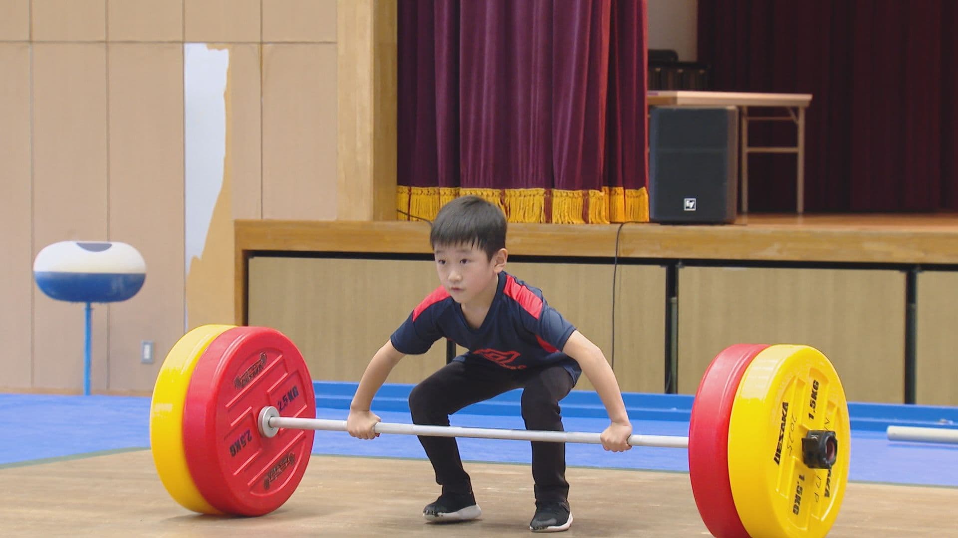 ながさきスーパーキッズ育成プロジェクト　狙うは自己新記録！ウエイトリフティング発表会