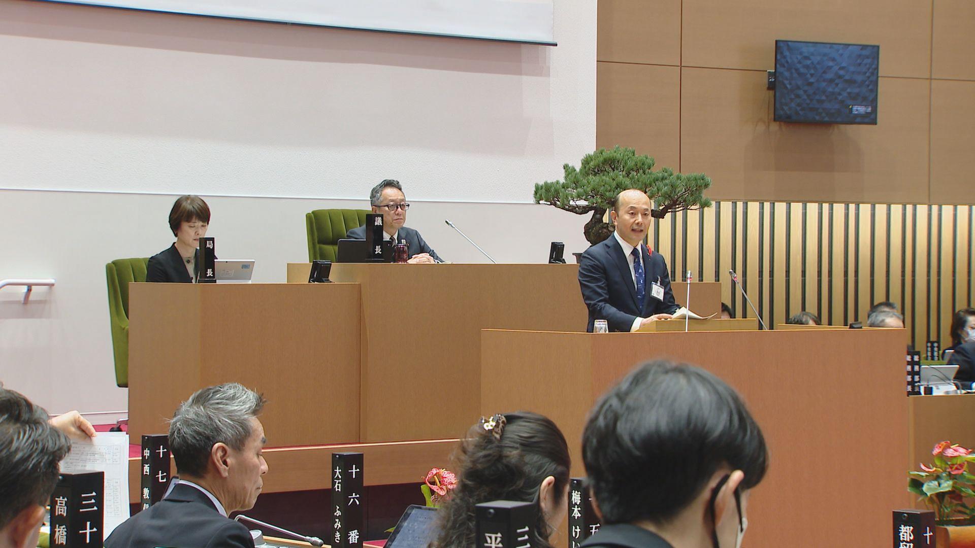 総額５４億９５９０円余の一般会計補正予算案　長崎市市議会１１月定例会開会
