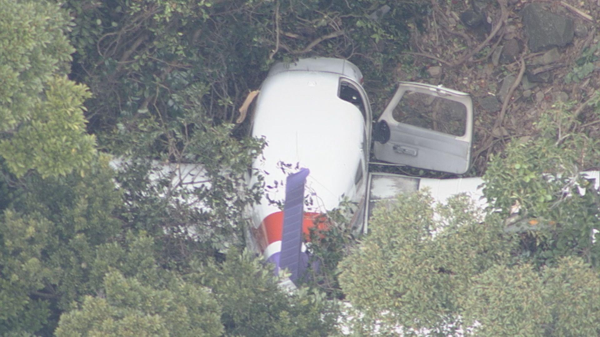 上五島で小型機墜落　搭乗者４人は無事　国交省事故調査官現地入りへ