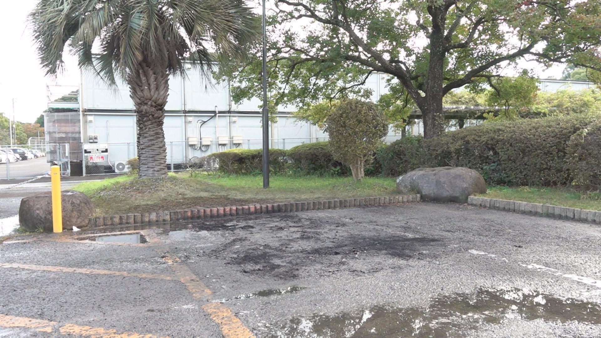 諫早市の公園駐車場で車両火災 燃えた車から身元不明の焼死体発見