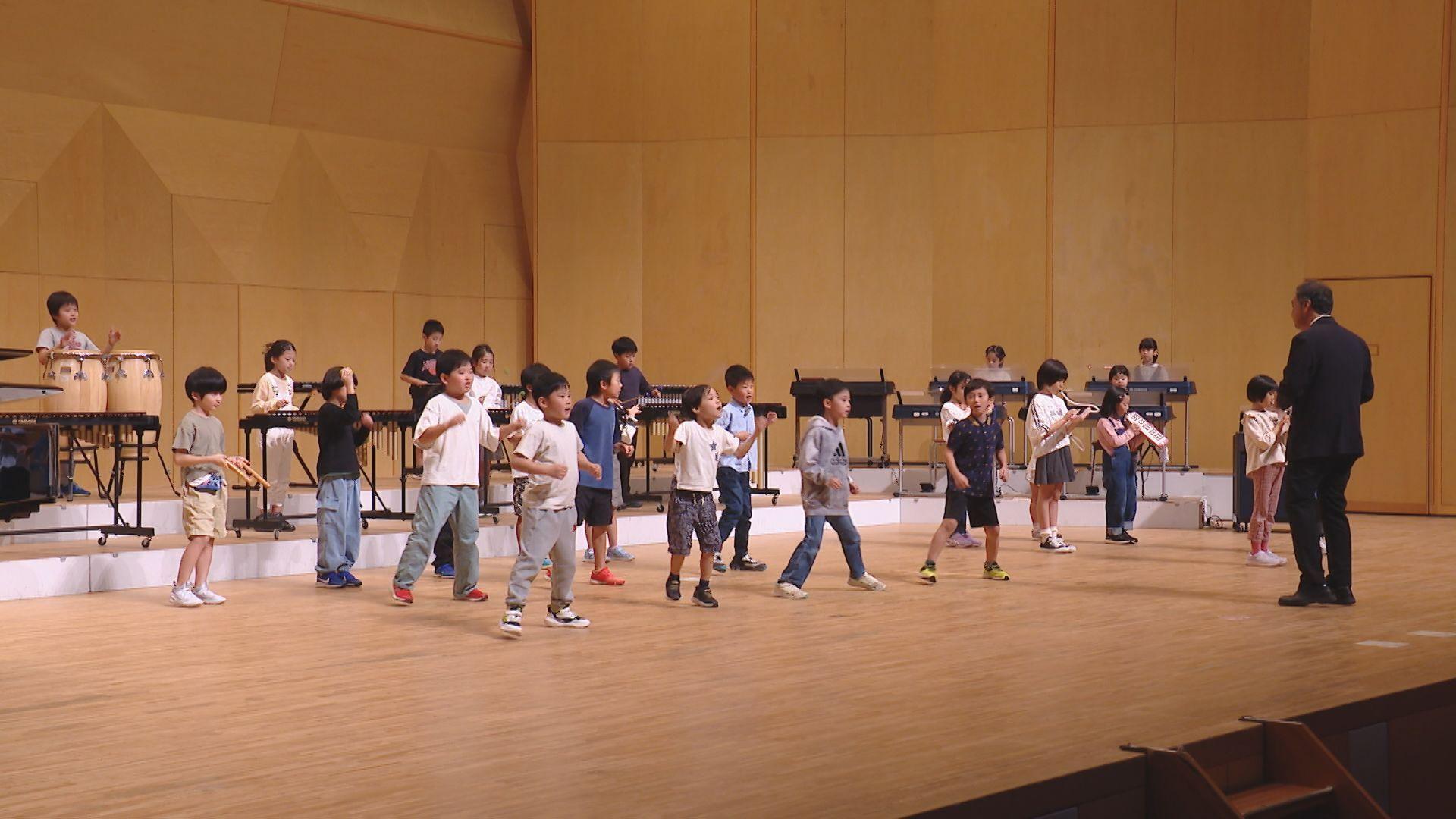 「長崎市小学校音楽会」はじまる 市内７１校３２４４人が３日間歌や演奏披露
