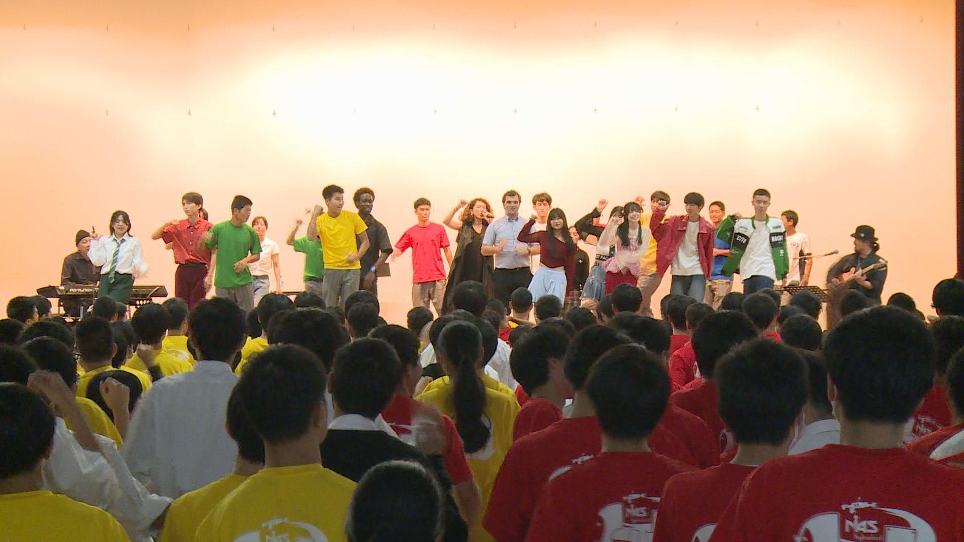 長崎総科大学附属高校でオリジナル平和ソング披露