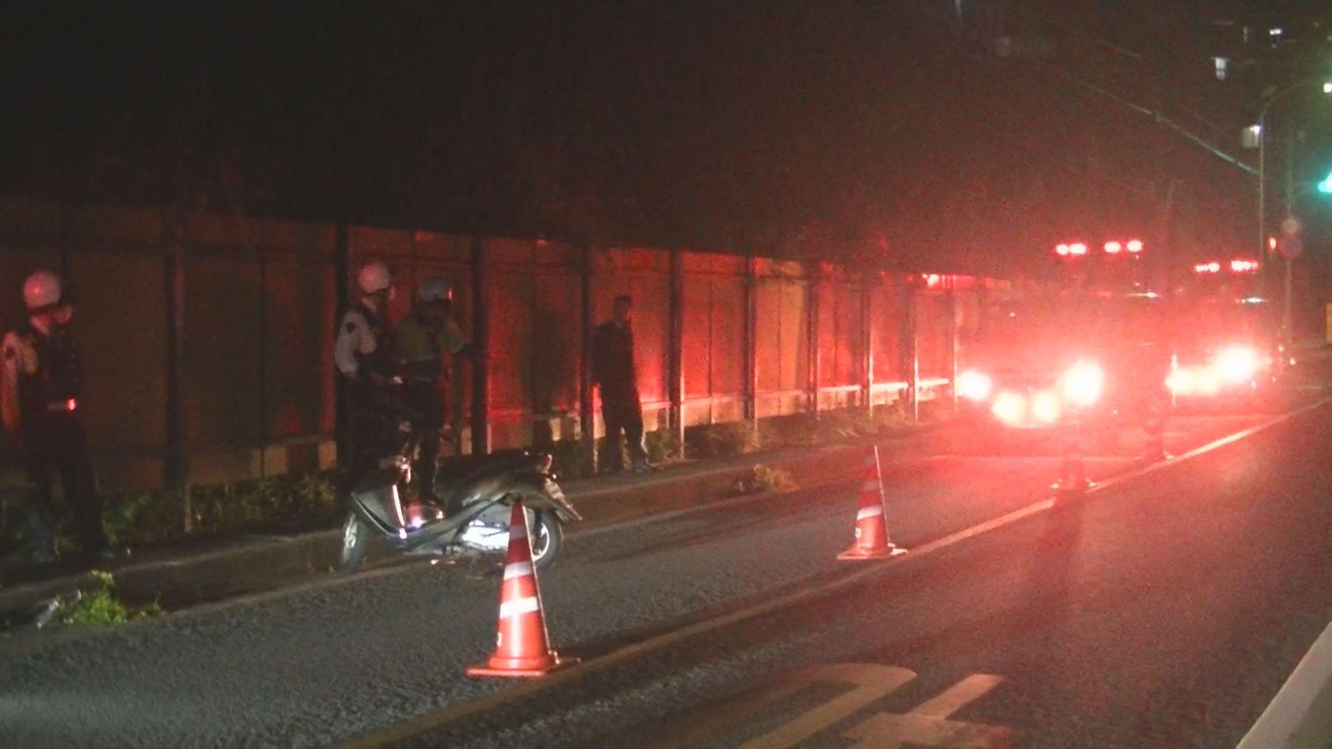 原付バイクが道路横断中の男性はね重体 長崎市上小島