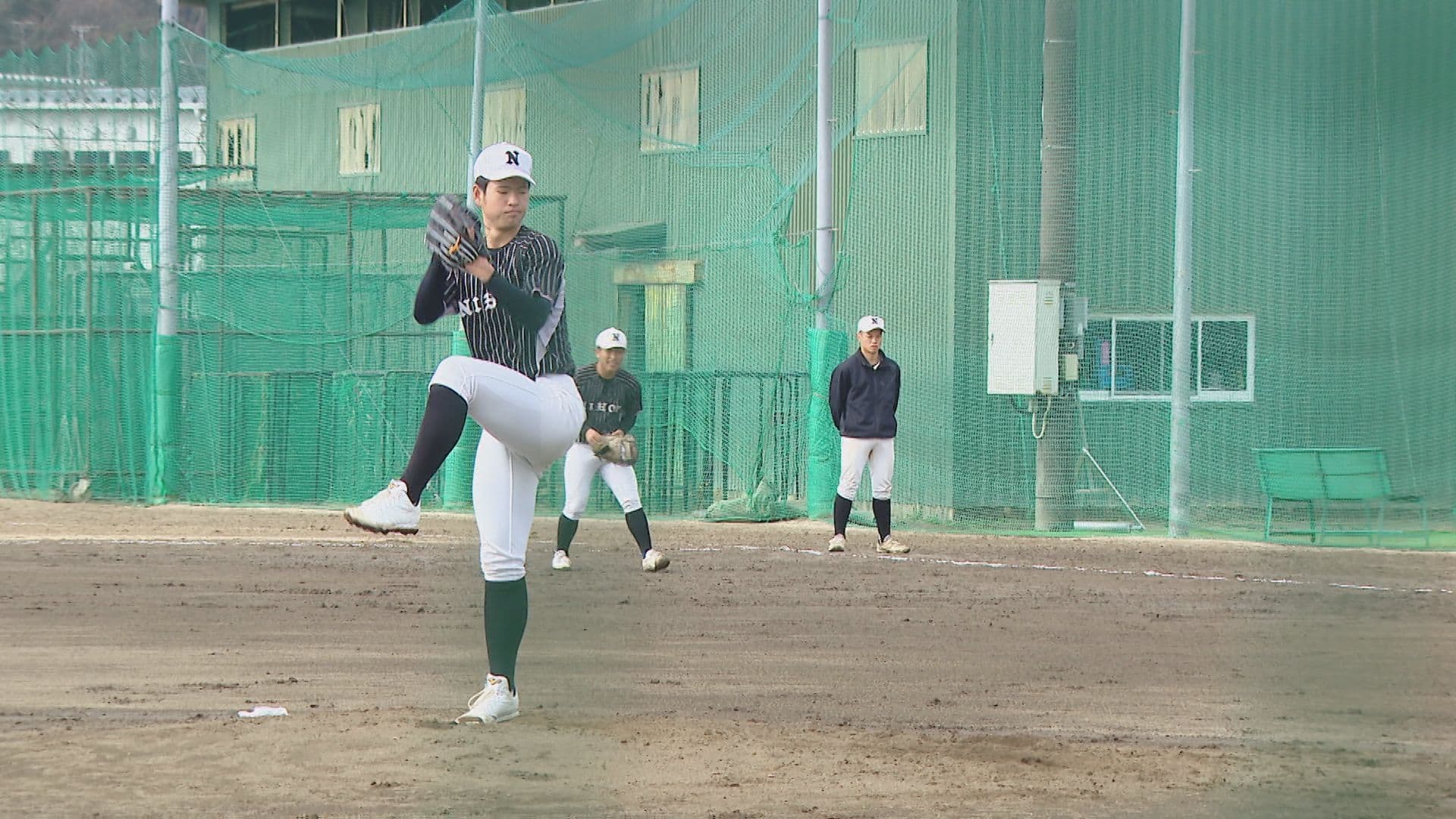 【センバツ】対外試合解禁！長崎日大・エースの古賀投手は4回５Kの好投も打撃陣が苦戦…山梨学院戦へ課題残す結果に