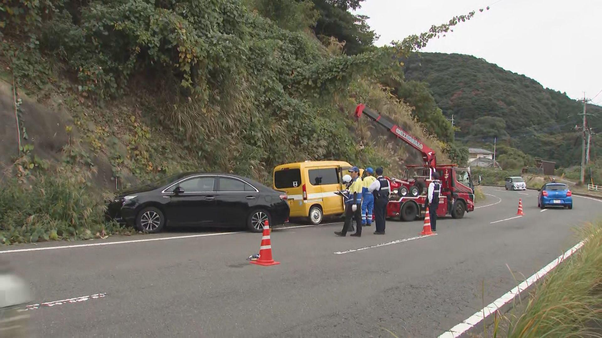 長崎市の国道で車同士が正面衝突 2人を救急搬送