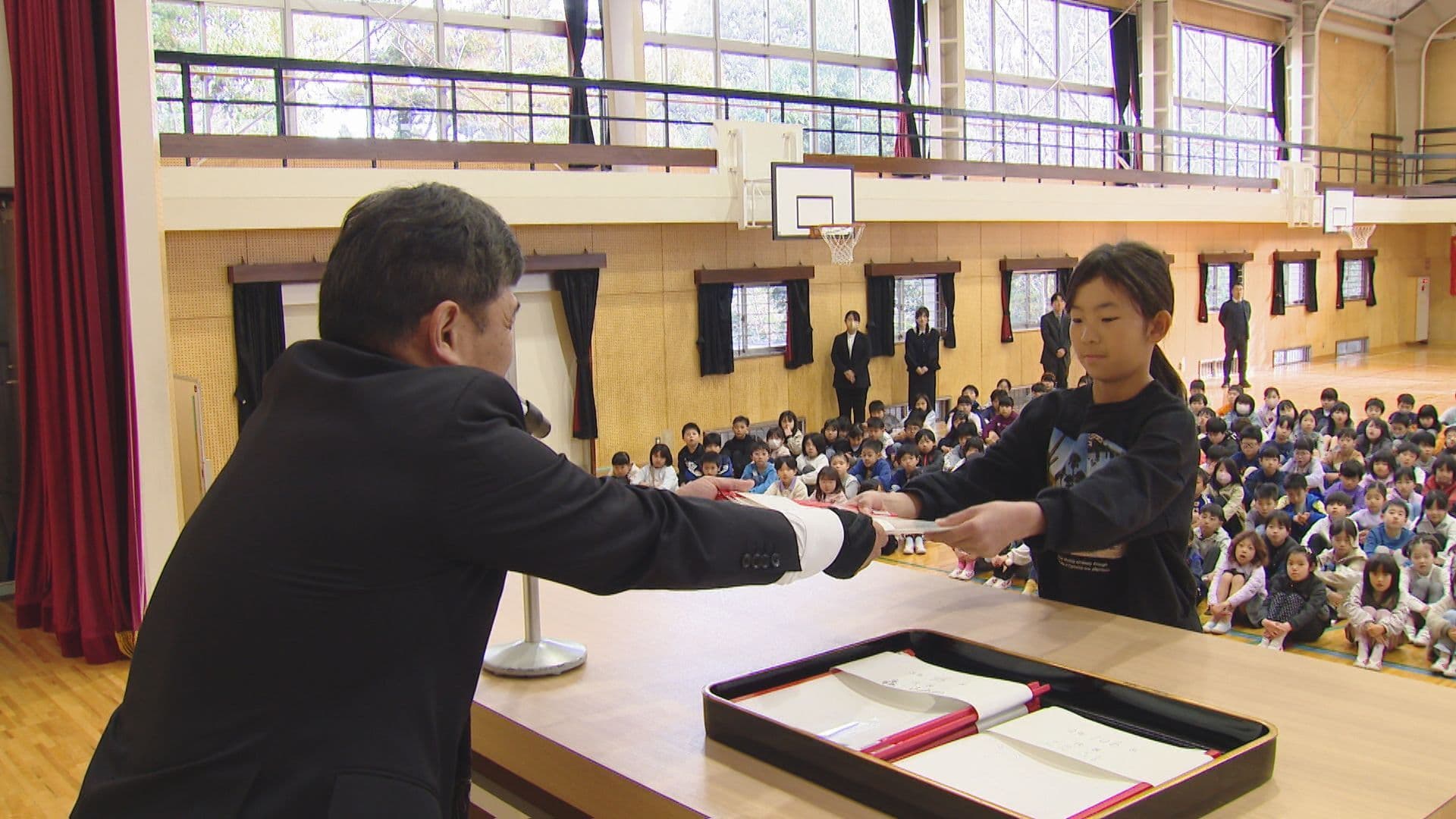 あすから春休み！県内の小中学校で修了式　春休みの楽しみなことは？