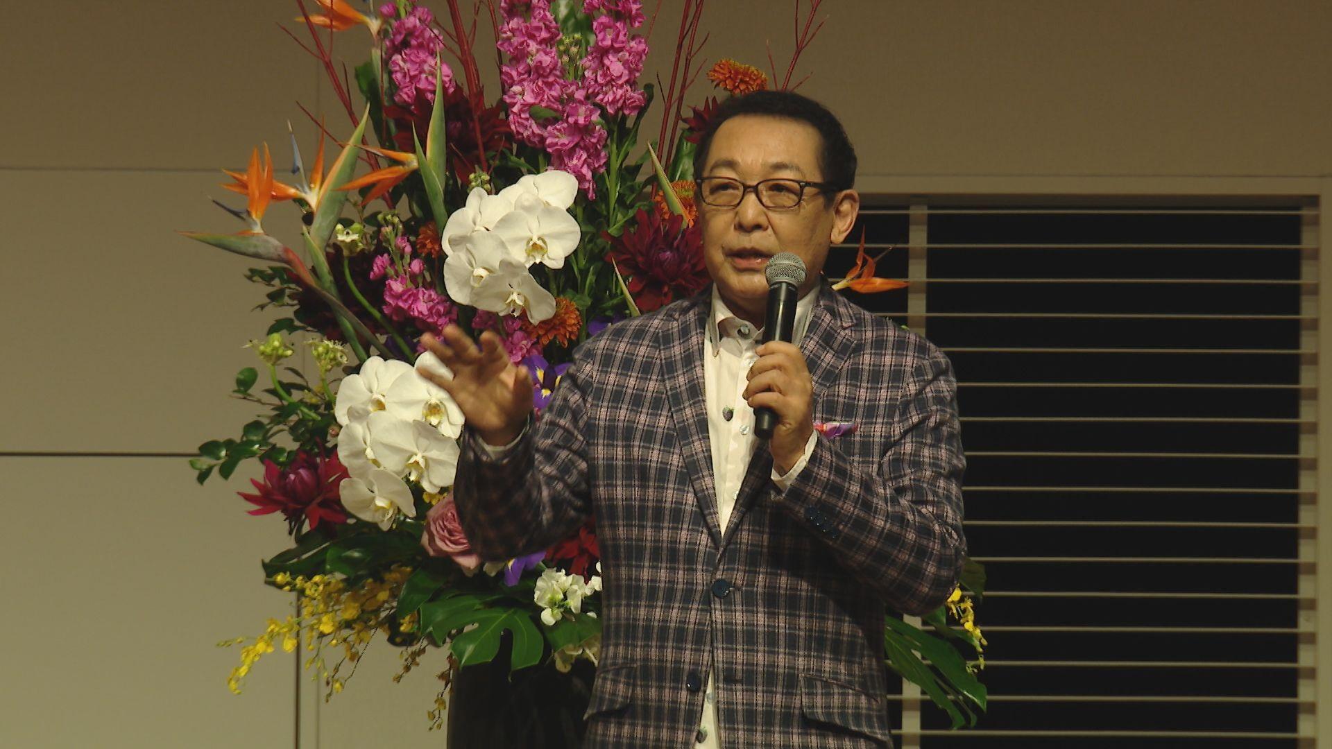 全国商工会議所観光振興大会でさだまさしさんが講演　語った古里の愛