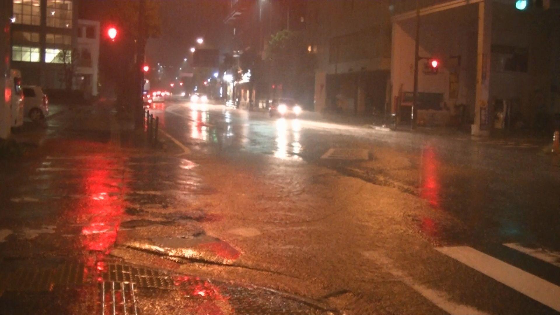 ２３日夜に県内で激しい雨 長崎市で崖崩れ、五島市で倒木被害も
